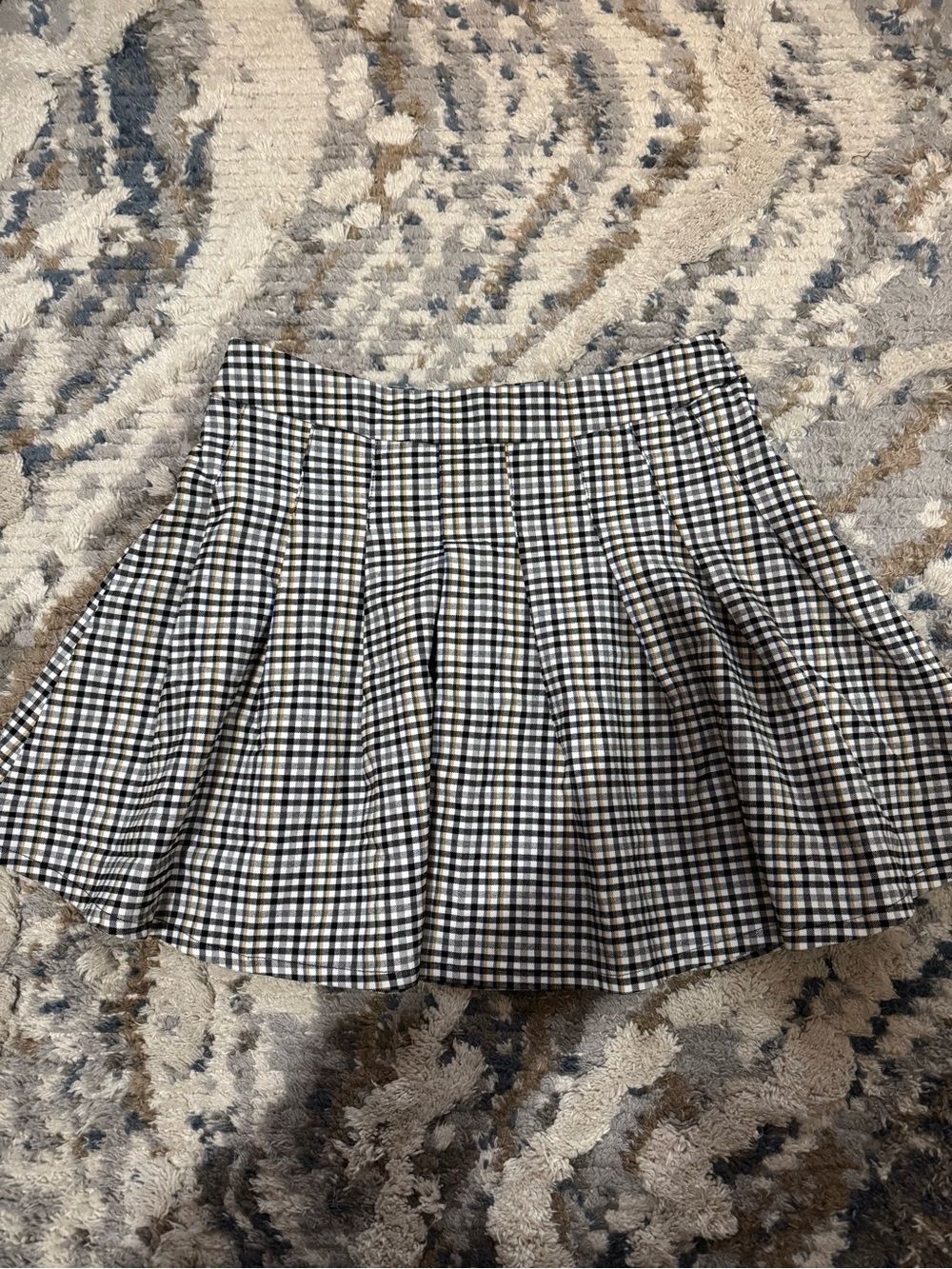 Black and White Gingham Pleated Mini Skirt